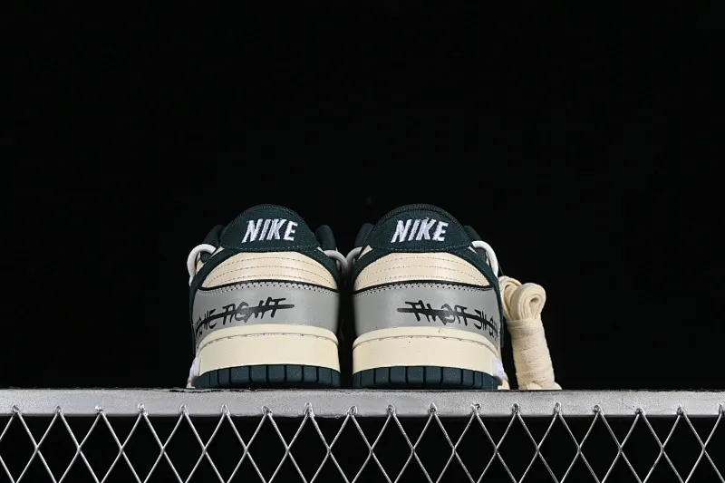 All categories Nk SB Dunk series Nk SB Dunk Low low-top sneakers Nk Dunk Low Panda Prank Space Exploration-Star Trek Mocha SB strap low-top casual sneakers FQ8080-133